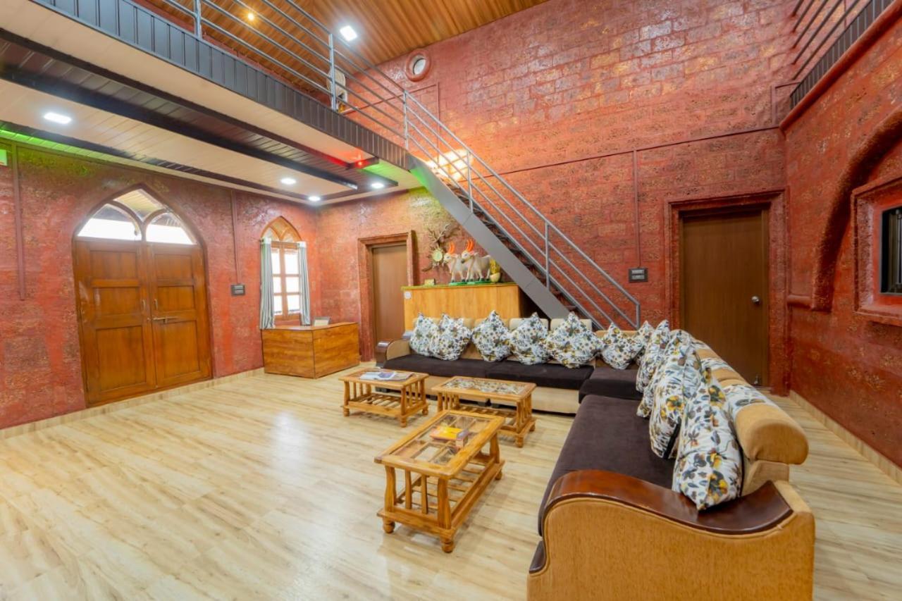 Stone Casa By Vgh 4Bhk Villa With Swimming Pool Mahābaleshwar Zewnętrze zdjęcie